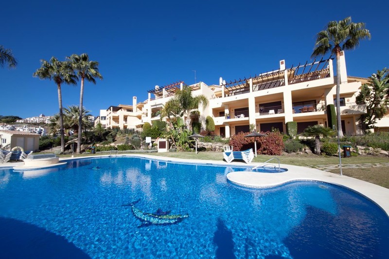 Los Arqueros, 3 bedroom penthouse with open views